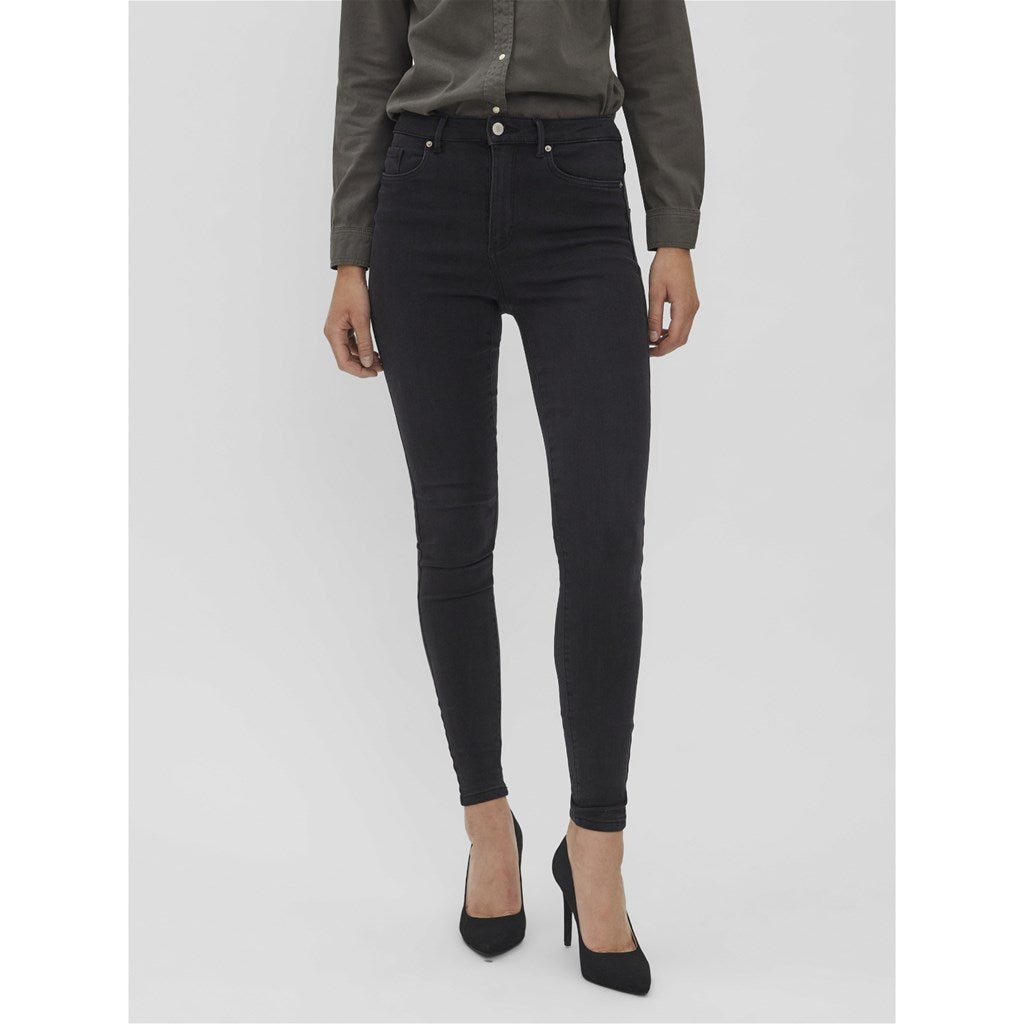 HIGH RISE SKINNY JEANS