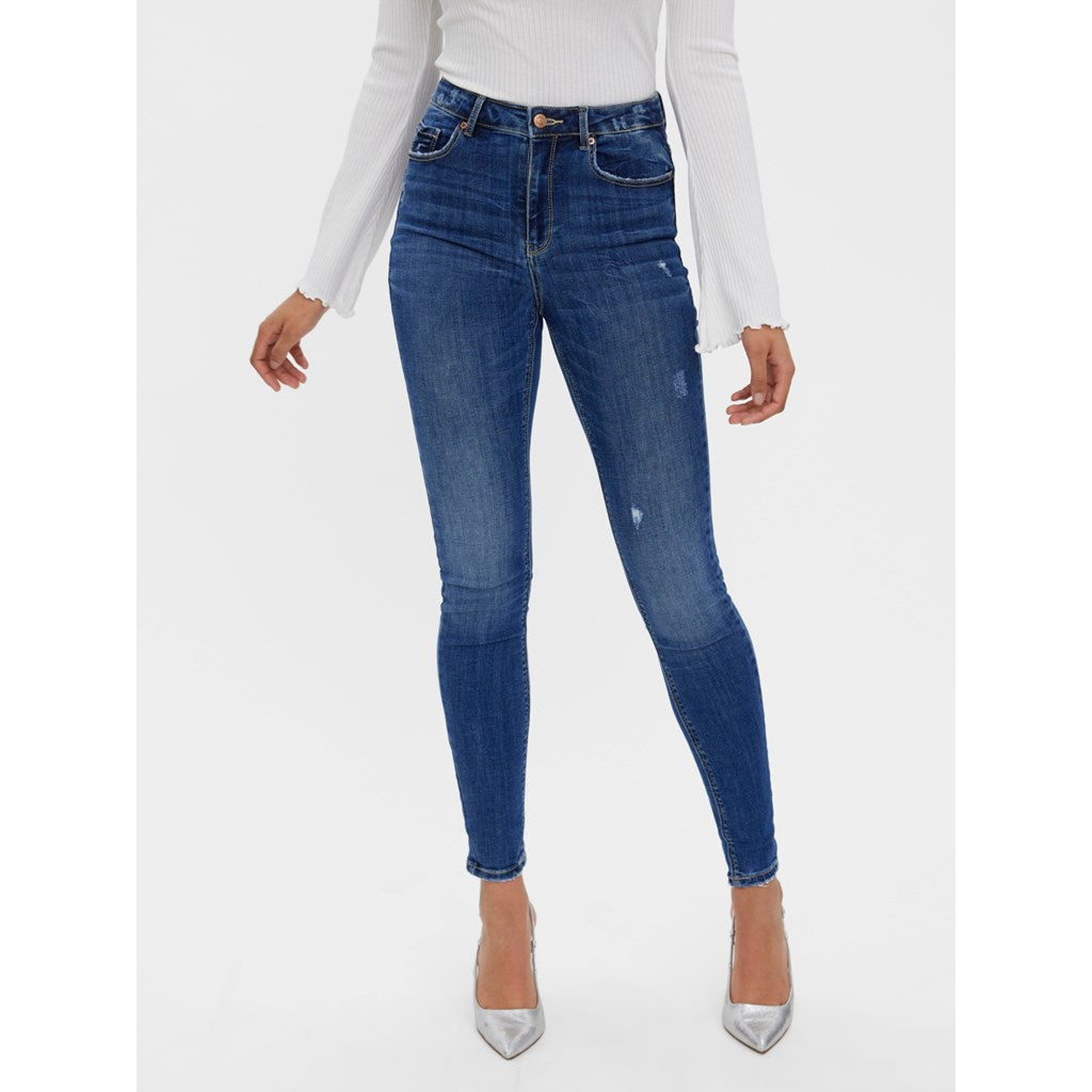 HIGH RISE SKINNY JEANS