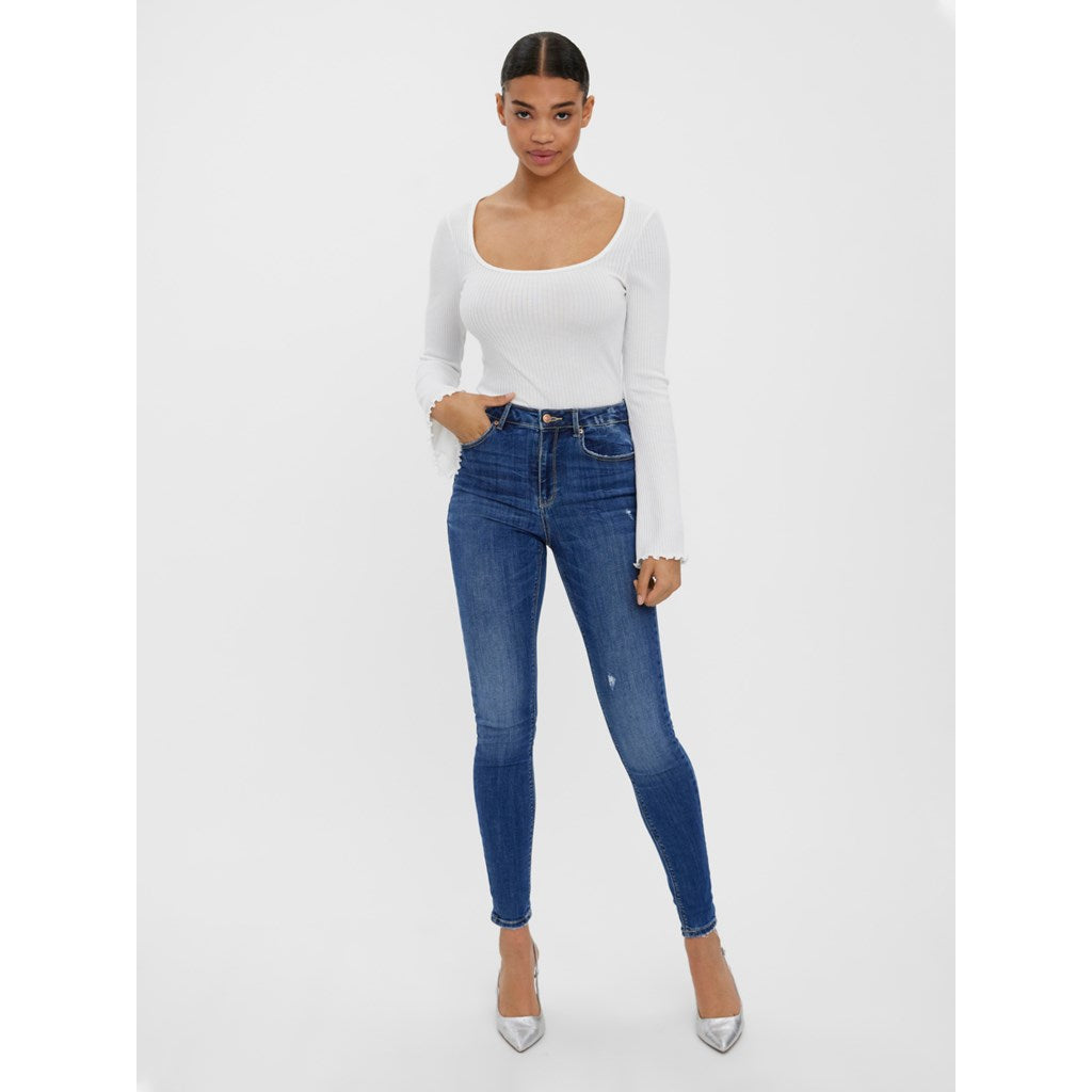 HIGH RISE SKINNY JEANS