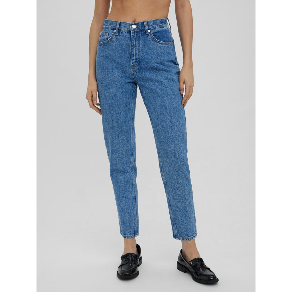 HIGH RISE MOM ANKLE JEANS