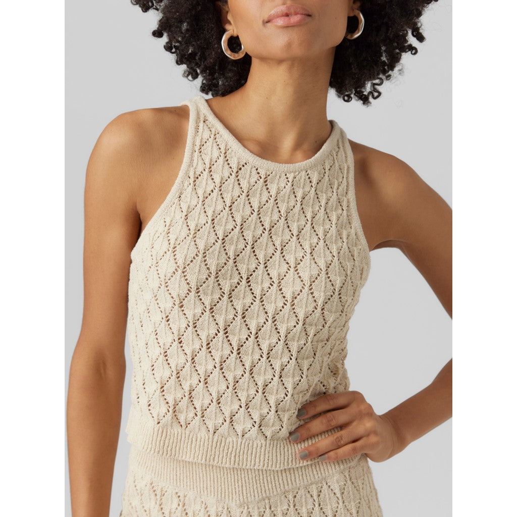 SLEEVELESS CROCHET TOP