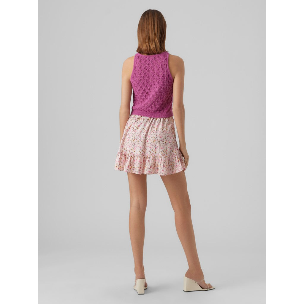 SLEEVELESS CROCHET TOP