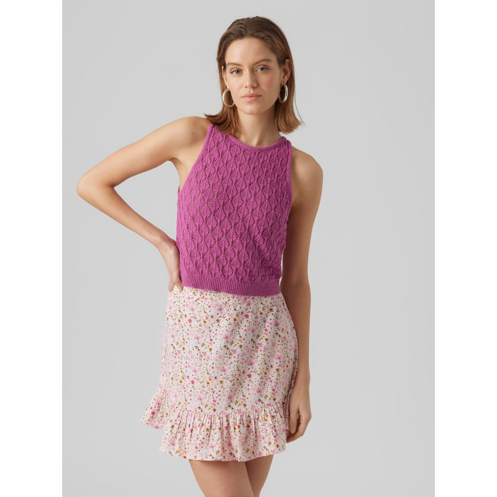 SLEEVELESS CROCHET TOP