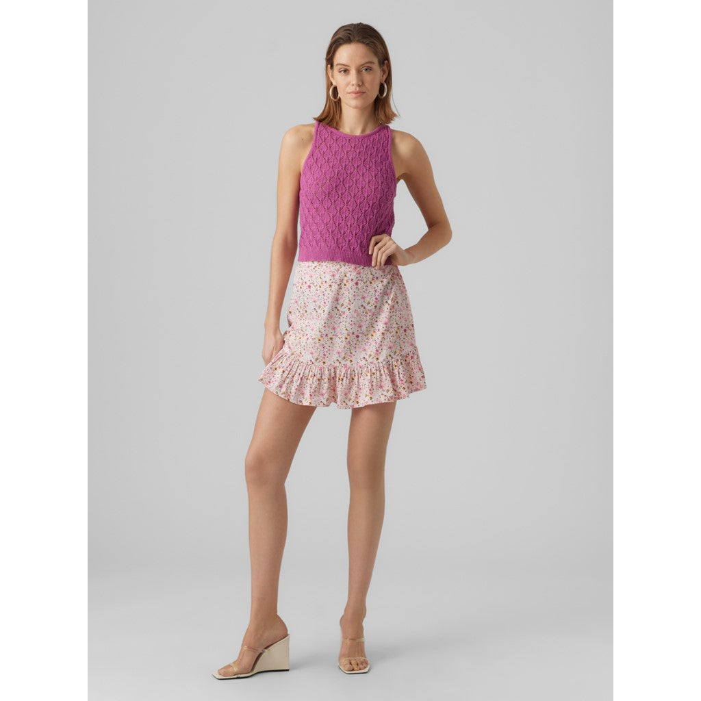 SLEEVELESS CROCHET TOP