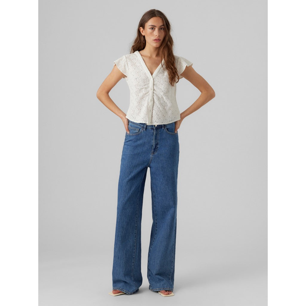 CAP SLEEVE V-NECK SHIRT