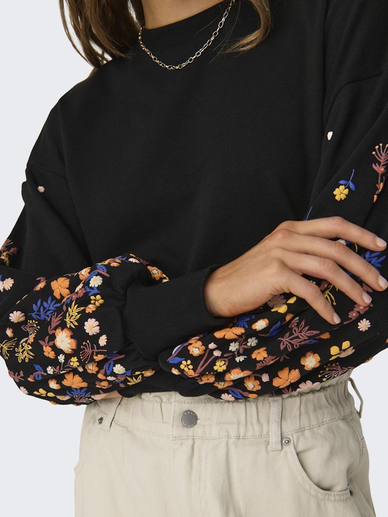 BROOKE O-NECK FLOWER SWEATSHIRT