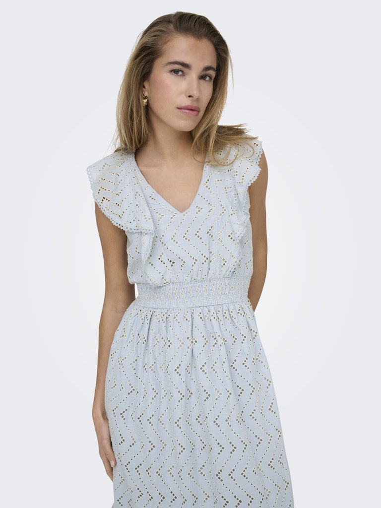SHANNON EMB DETAIL DRESS