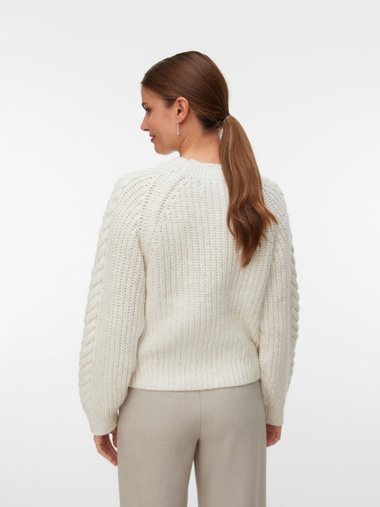 JADA O-NECK CABLE PULLOVER