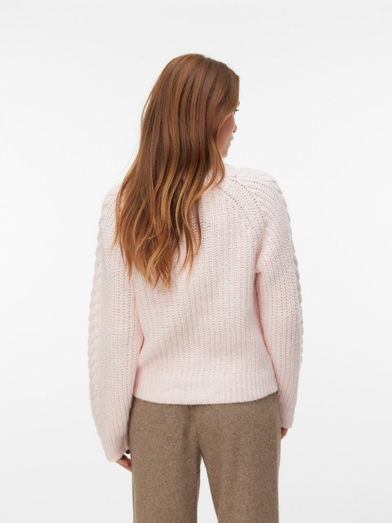JADA O-NECK CABLE PULLOVER