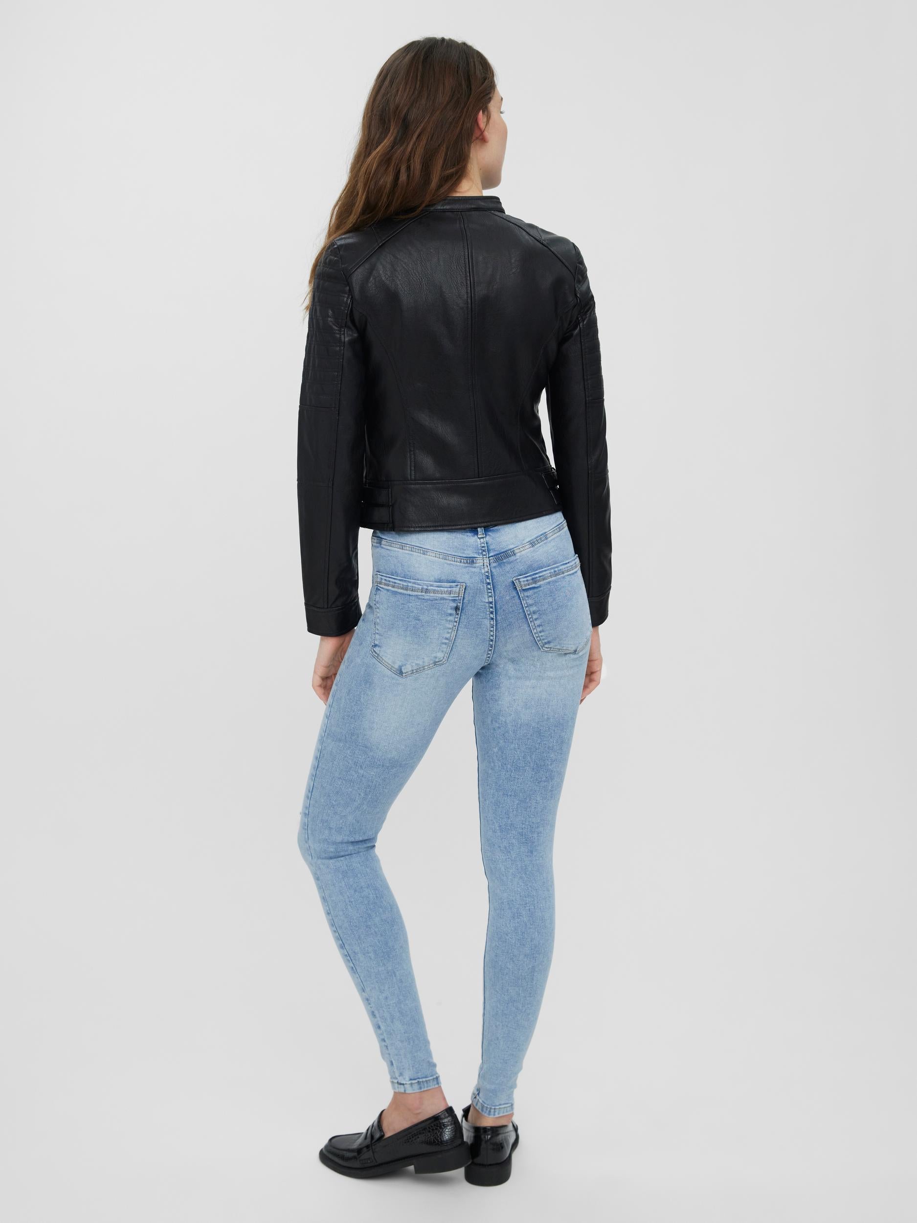 SHORT COATED JACKET