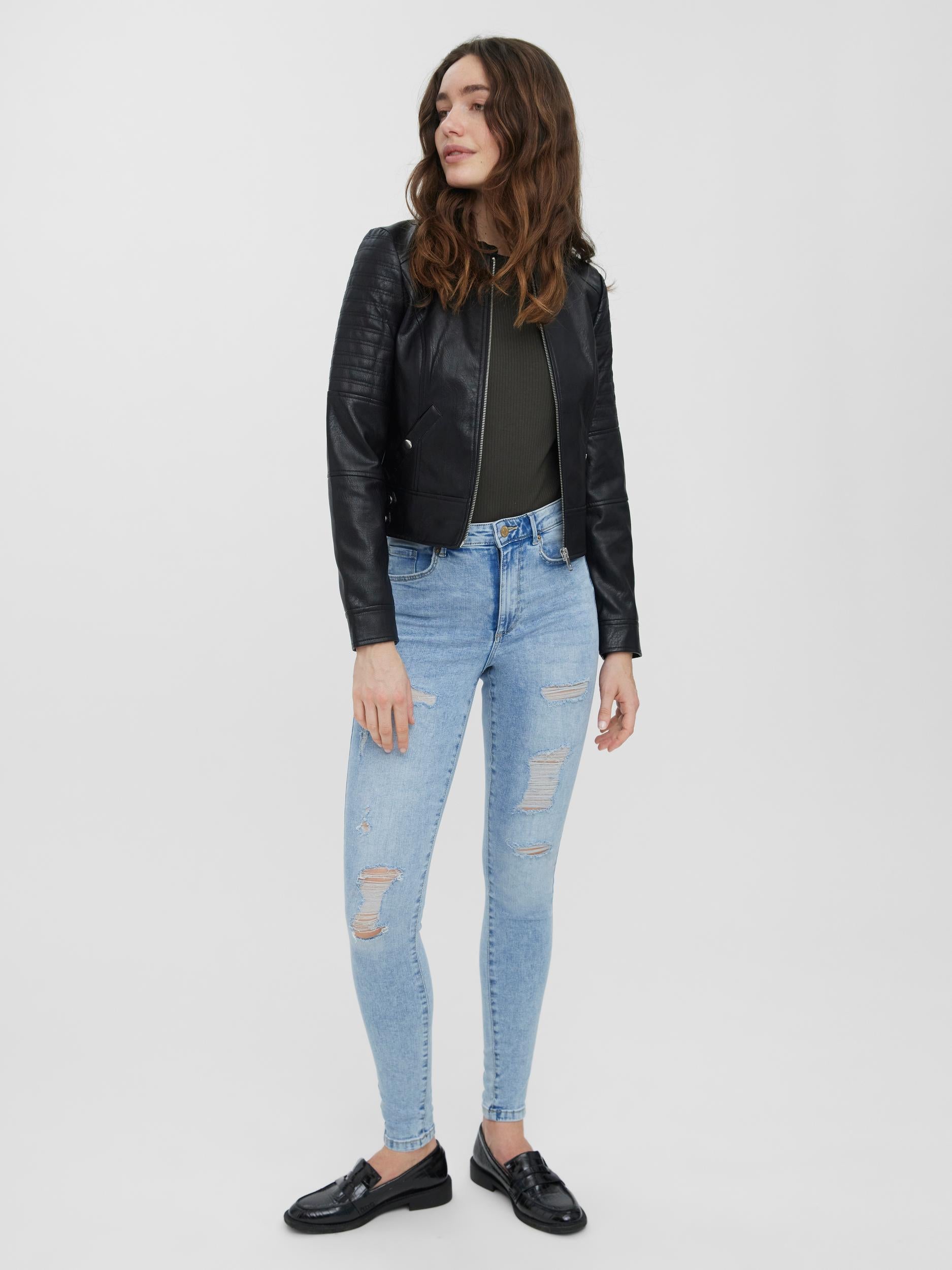 SHORT COATED JACKET