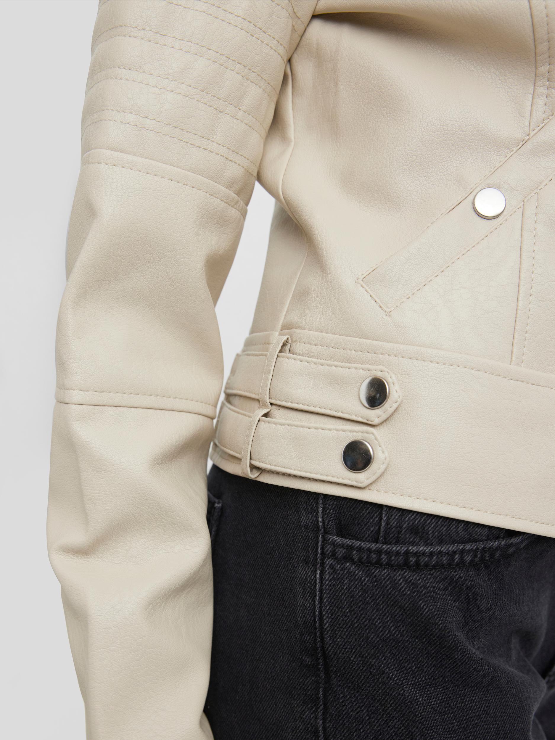 SHORT COATED JACKET