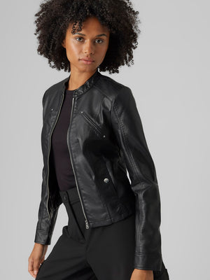 SHORT COATED JACKET