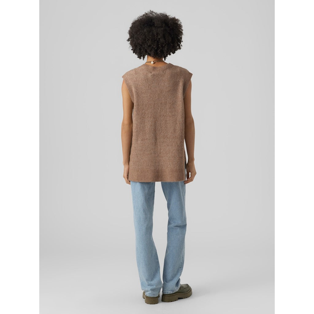 V-NECK VEST