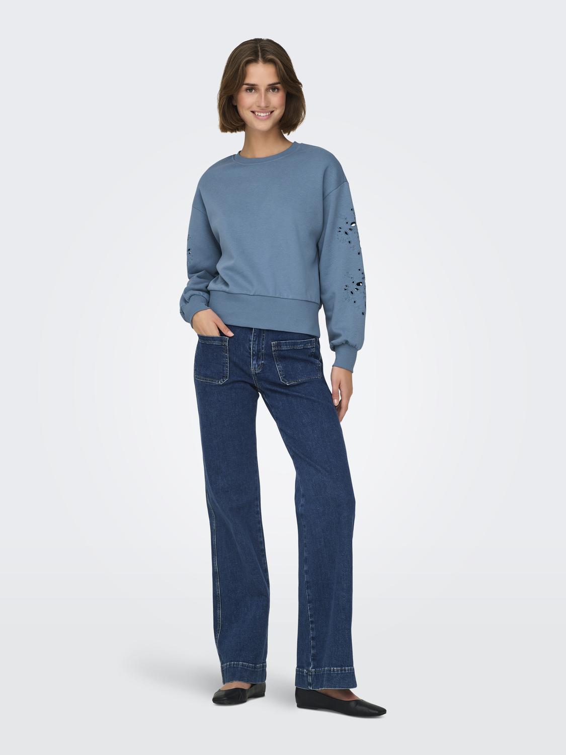 O-NECK SWEATSHIRT