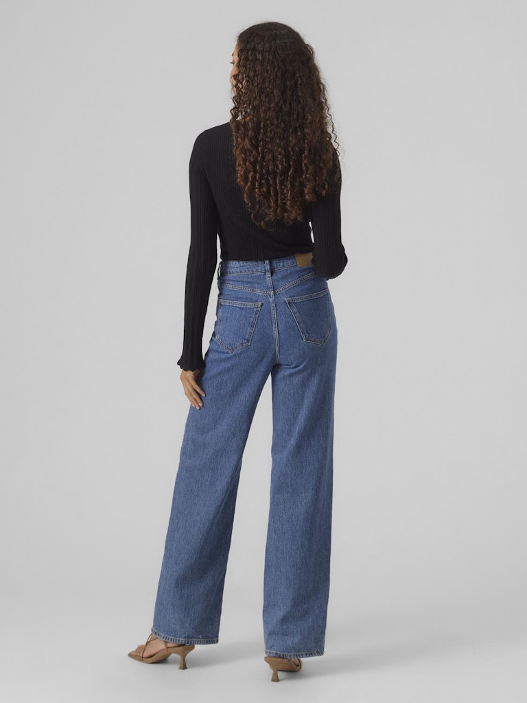 SQUARENECK PULLOVER