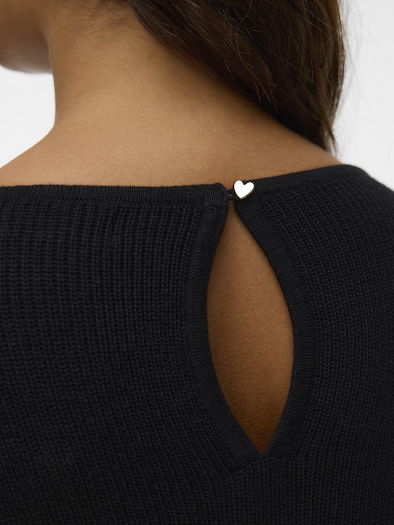 BOATNECK HEART PULLOVER